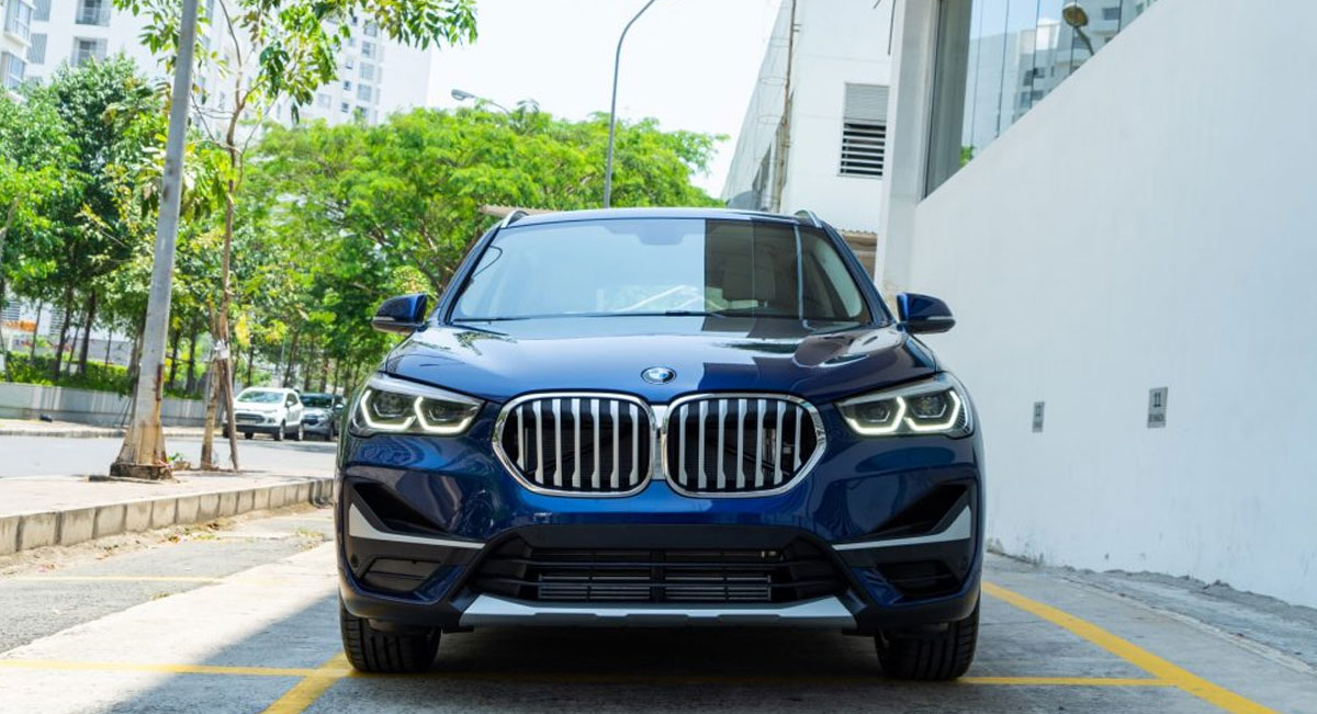 Ngoại thất BMW X1 18i sDrive