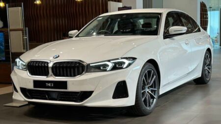 BMW 320i Sport line LCI 2023